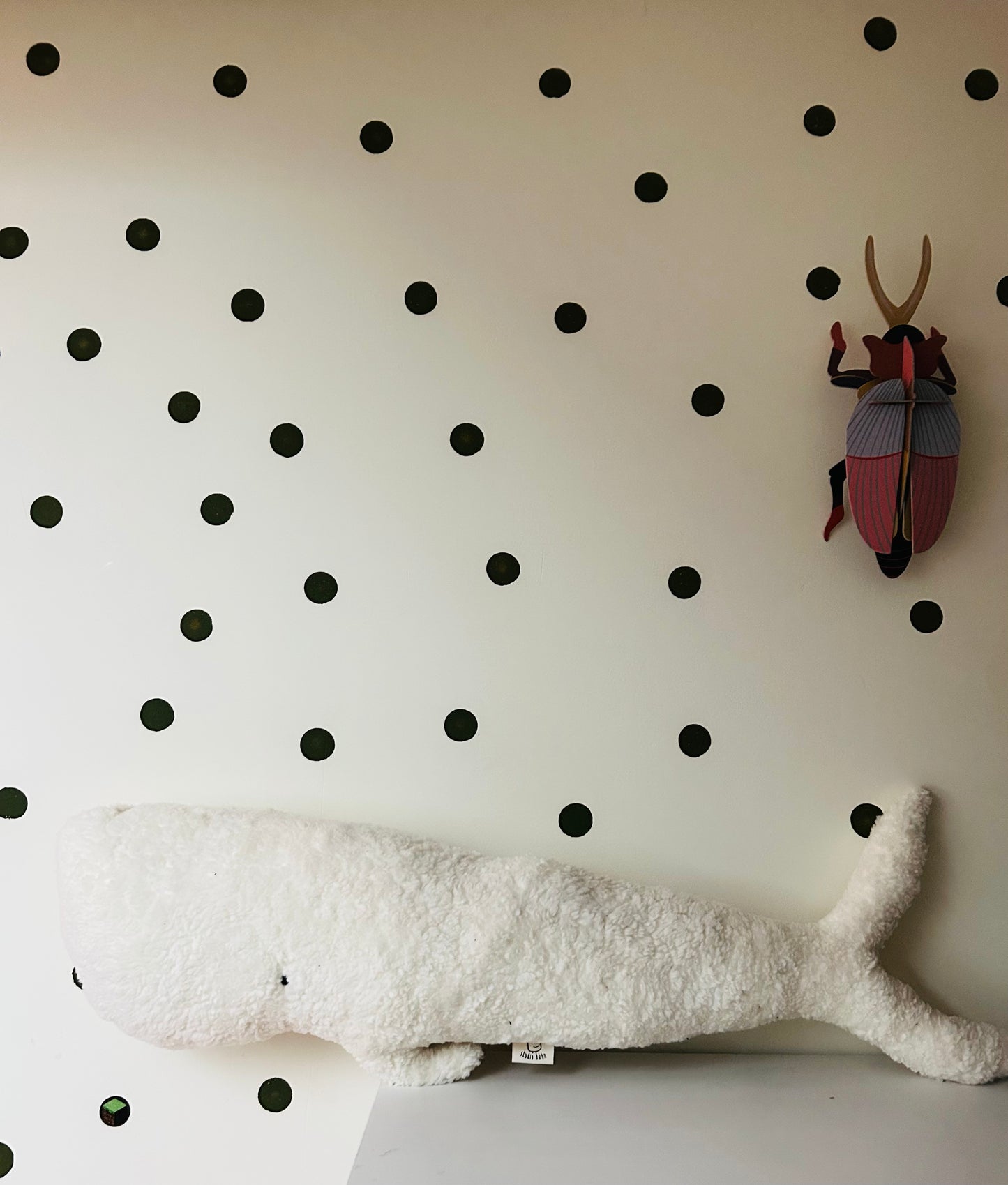 Handgemachtes Wal-Kuscheltier Kalle aus Bio-Baumwolle – Studio Hahn Hamburg